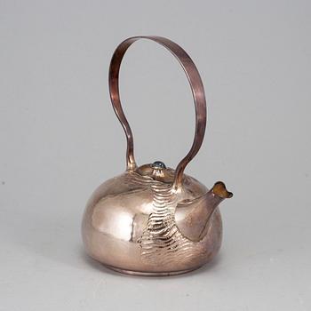 Olle Ohlsson, a sterling silver teapot, Stockholm 1982.