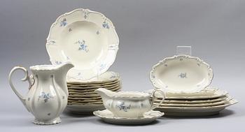 MATSERVIS, 53 delar, porslin, VEB Reichenbach Germany, 1900-talets andra hälft.