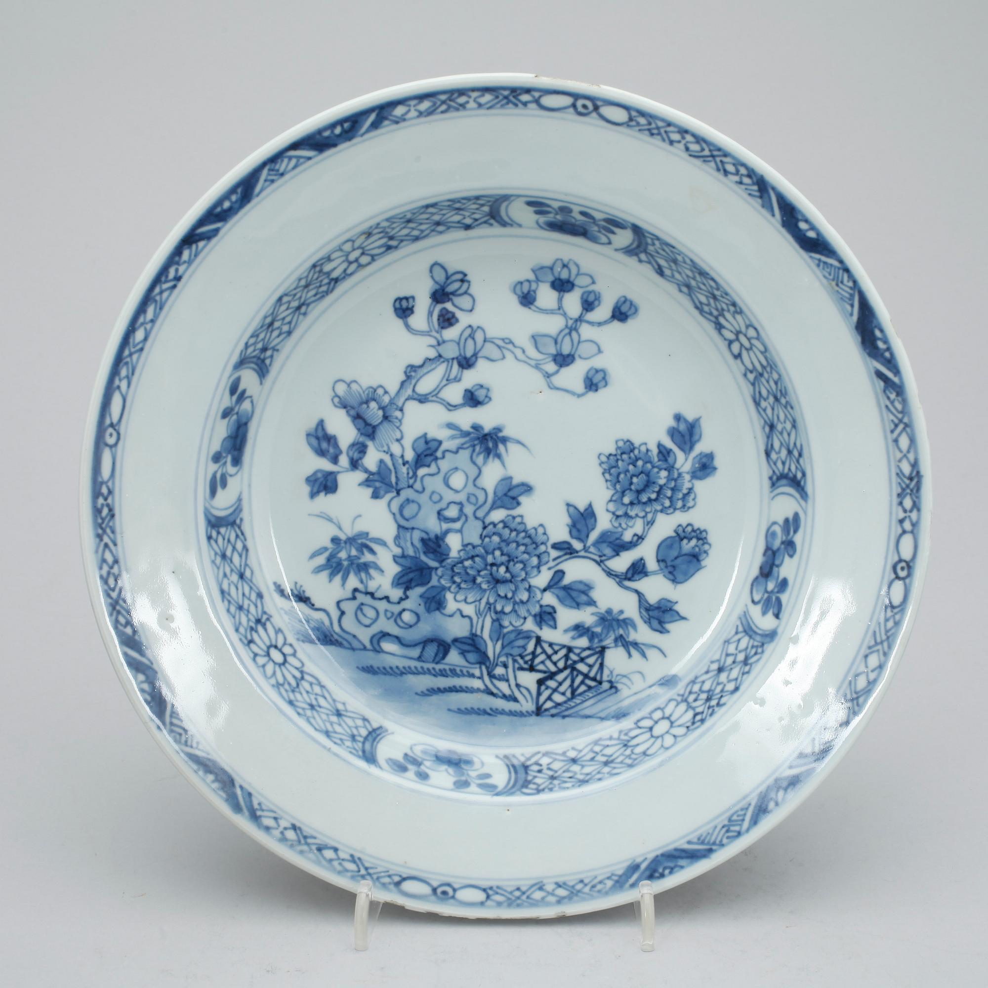 TALLRIKAR, 4 st, porslin, Kina, Qianlong (1736-35).
