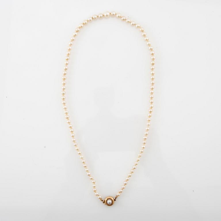 Collier, 18K guld och pärlor.