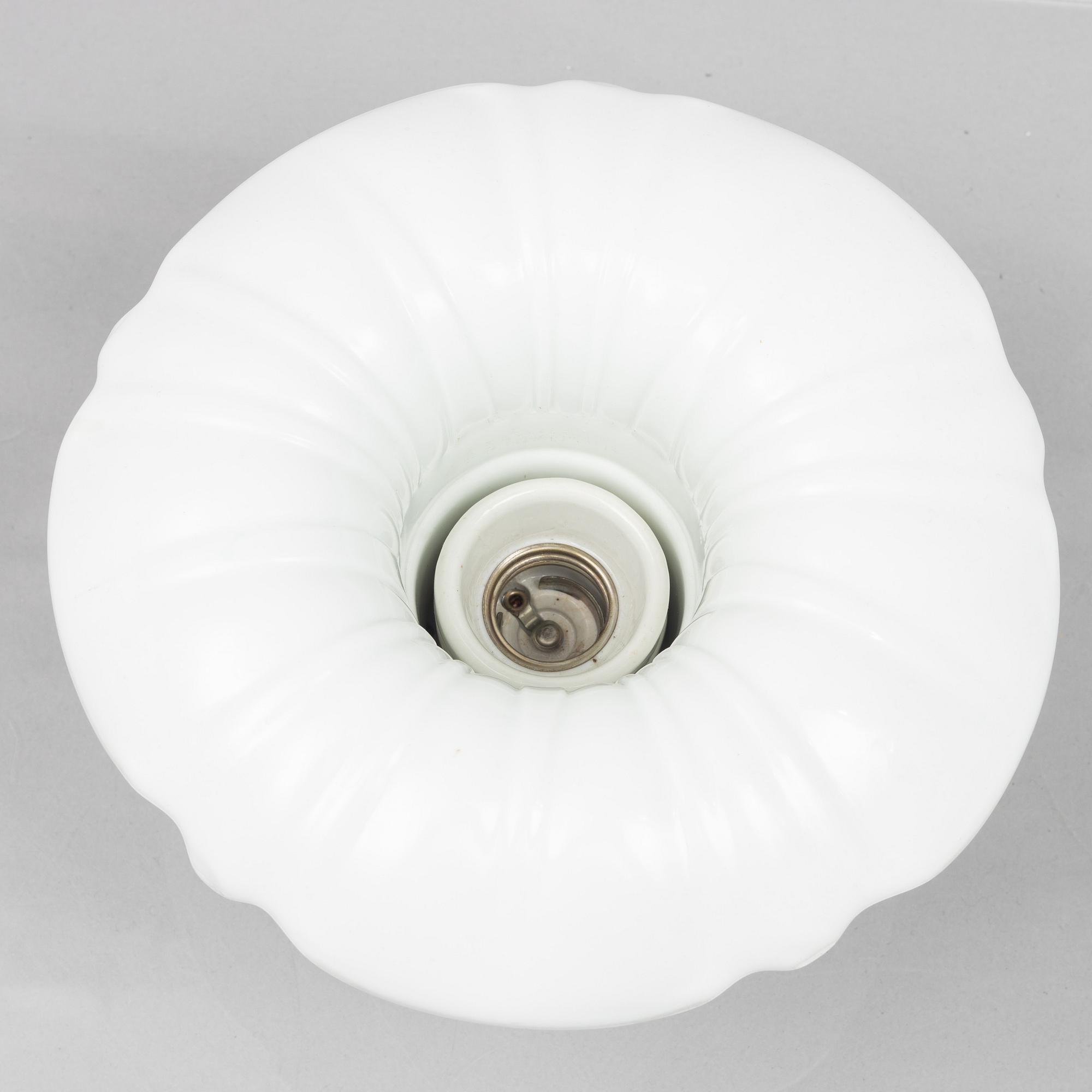 Harald Notini, tak/vägglampor, ett par, modell "6387", Arvid Böhlmarks Lampfabrik, Stockholm, 1920-30-tal.
