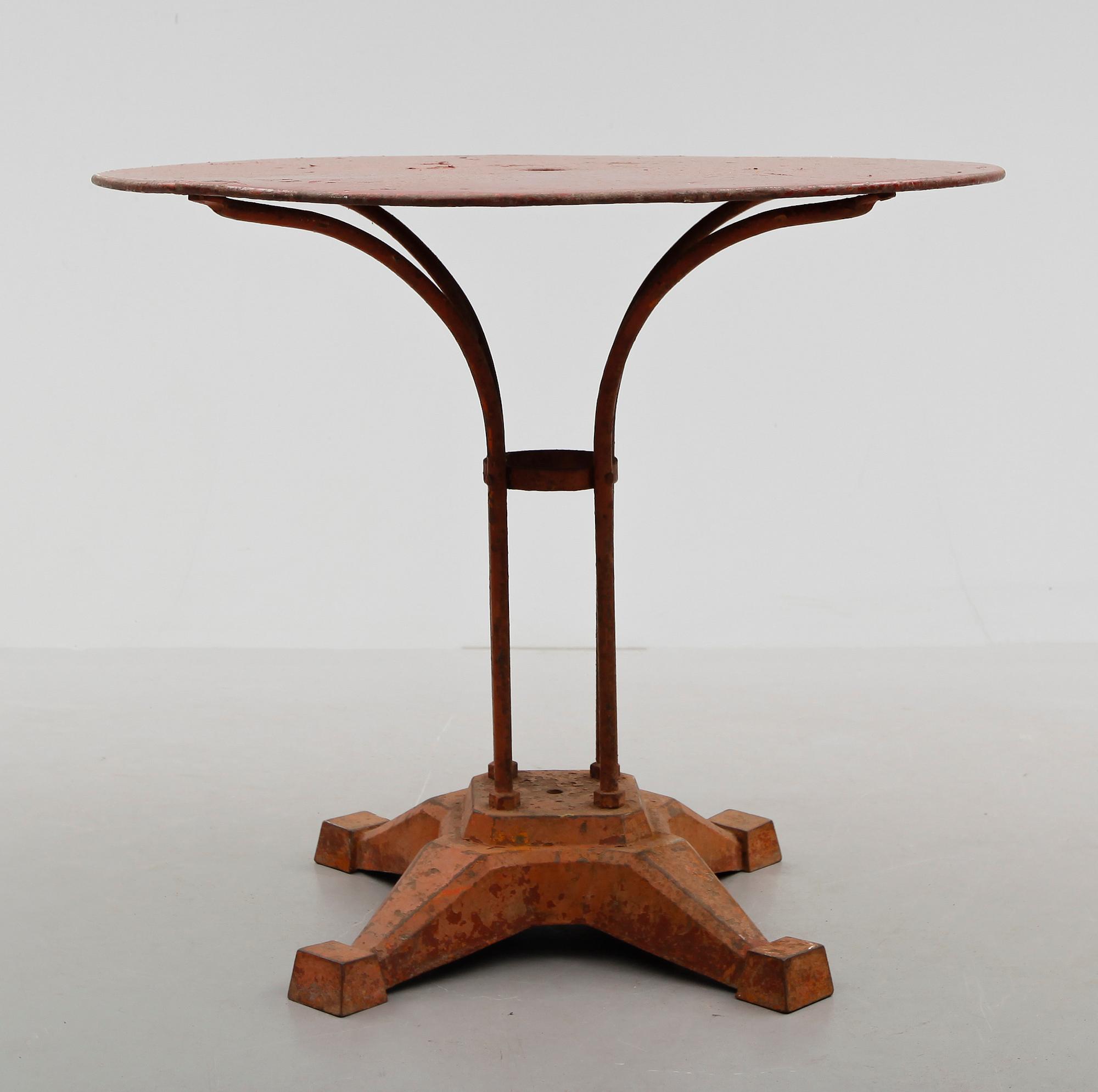 TRÄDGÅRDSBORD, 1900-talets första hälft.