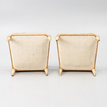 Karmstolar, ett par, Directoire-stil, omkring år 1900.