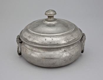 GRÖTSKÅL, tenn, 1800-tal.