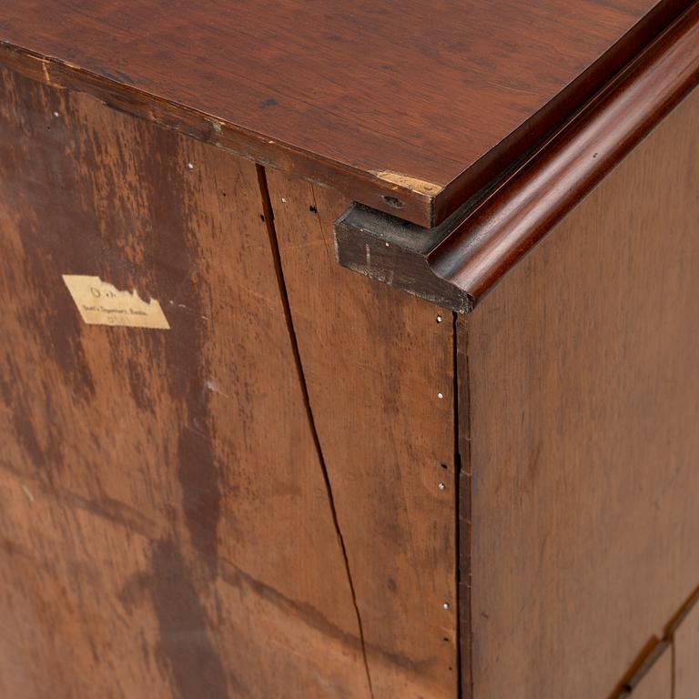 A mahogany dresser, England, 19th century.