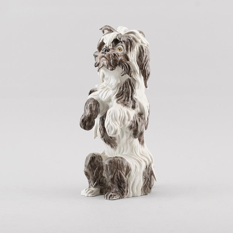 FIGUR, porslin, Algora, Spanien, 1900-talets andra hälft.