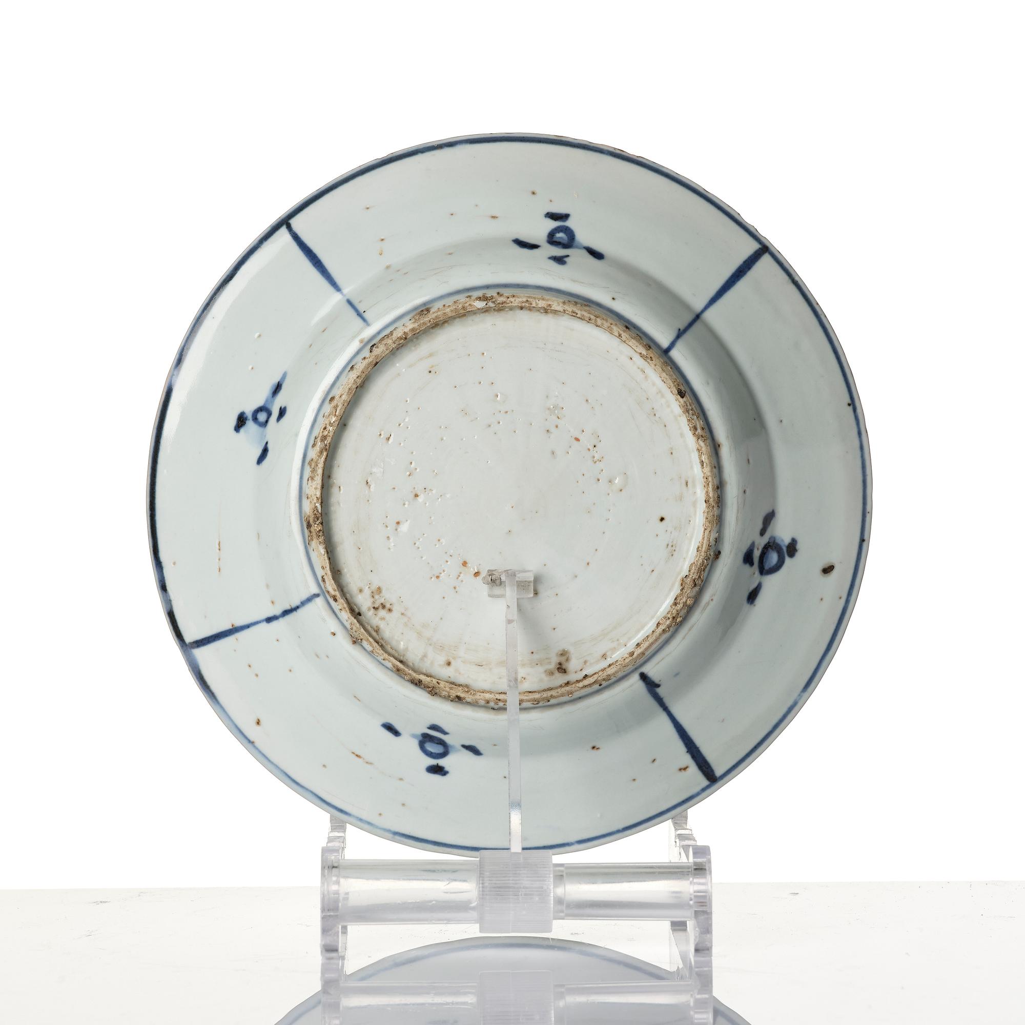 A blue and white kraak porcelain dish, Ming dynasty, Wanli (1572-1620).