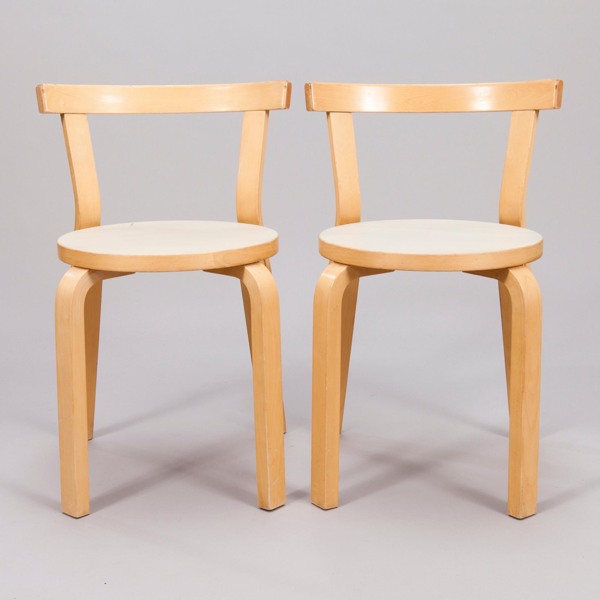 ALVAR AALTO, tuoleja, 5 kpl, malli 68, Artek, 1900-luvun loppu.