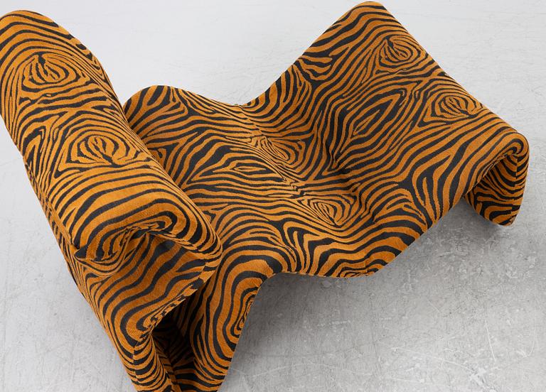 Jan Ekselius, fåtölj med fotpall, "Etcetera", JO Carlssons Möbelindustri, Vetlanda, 1970-tal.