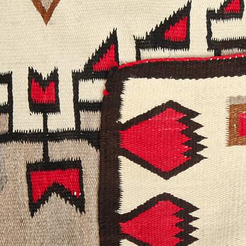 MATTA, rölakan, sannolikt USA, semiantik, 192 x 116 cm.