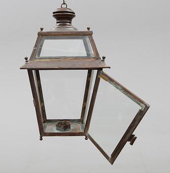 HALLYKTA, 1800-tal. Höjd ca 65 cm.