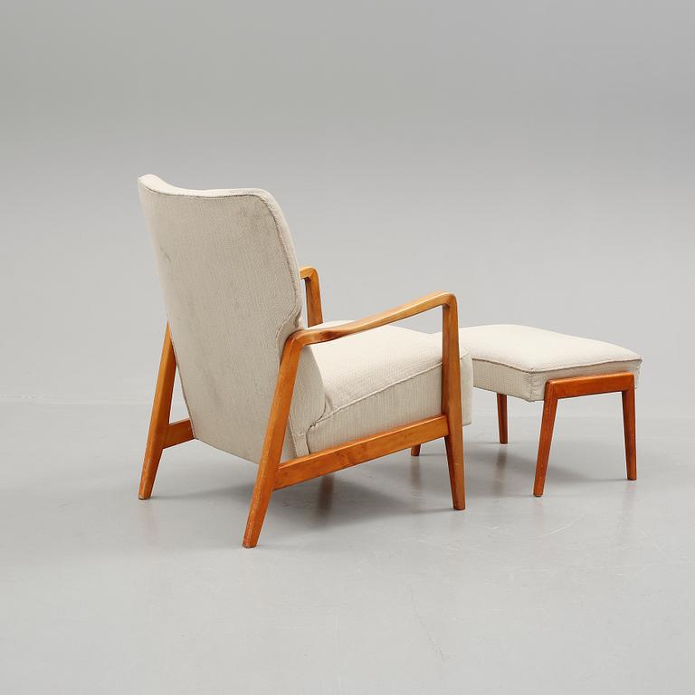 FÅTÖLJ MED FOTPALL, Dux, omkring 1900-talets mitt.