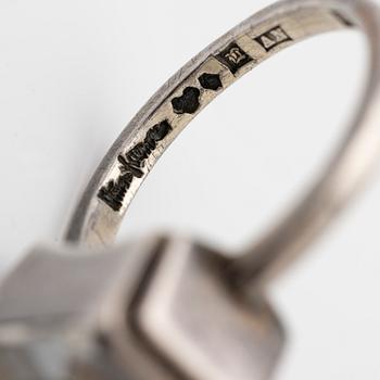Wiwen Nilsson, Ring, sterling silver with faceted rock crystal, Lund 1947.