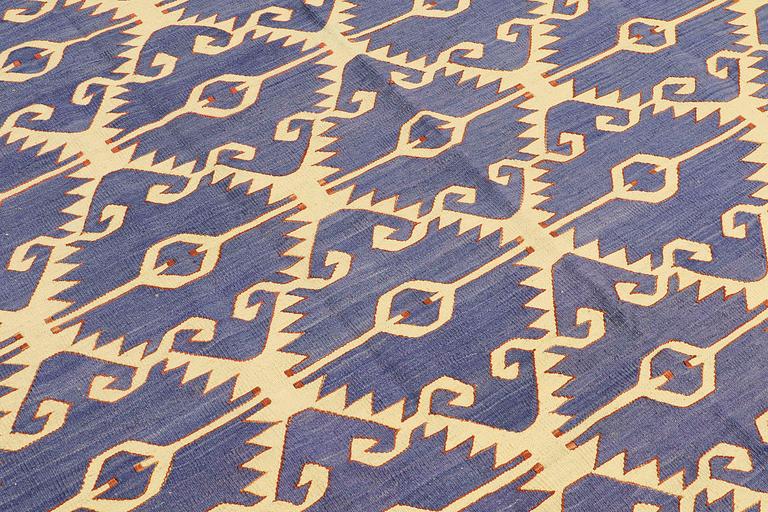 MATTA, slätväv, ca 287 x 208 cm.