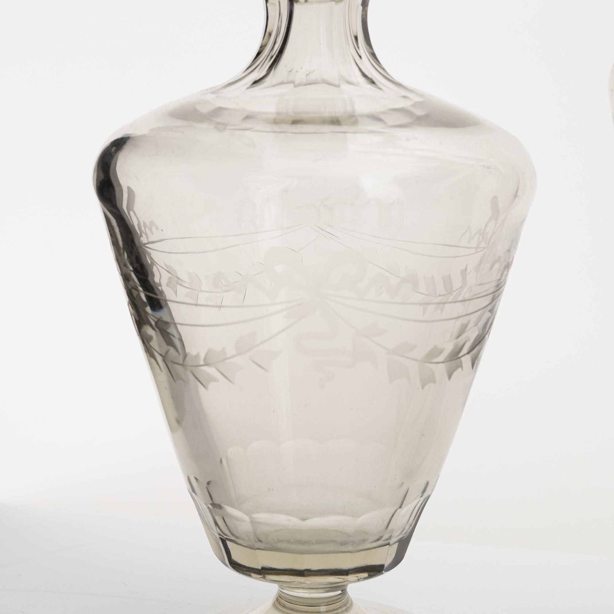 A 102-piece 'Margareta' glass service, Eda glasbruk, 1943-53.