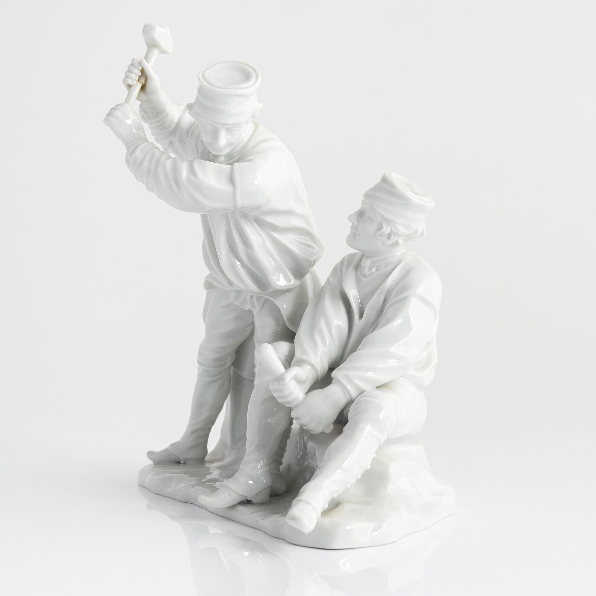 A porcelain figurine group, Fürstenberg, Germany, first half of the 20th century.