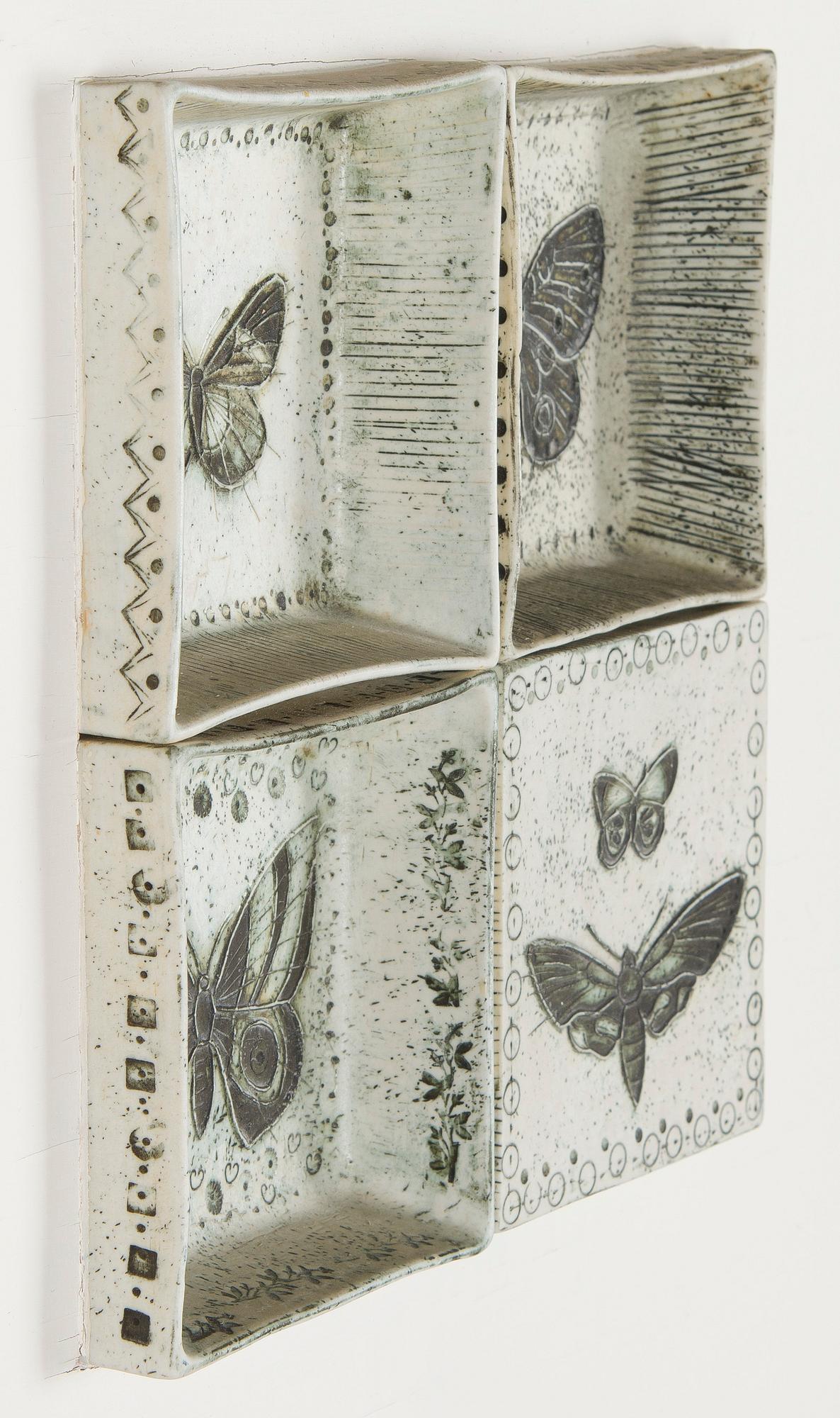 Rut Bryk, seinäreliefi, kivitavaraa, ei signeerattu.