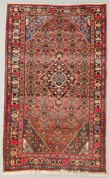 MATTA, orientalisk, ca 127 x 274 cm.