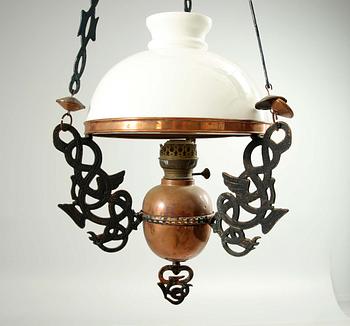 TAKFOTOGENLAMPA, fornnordisk stil. 1900-talets början. Reglerbar h ca 100.