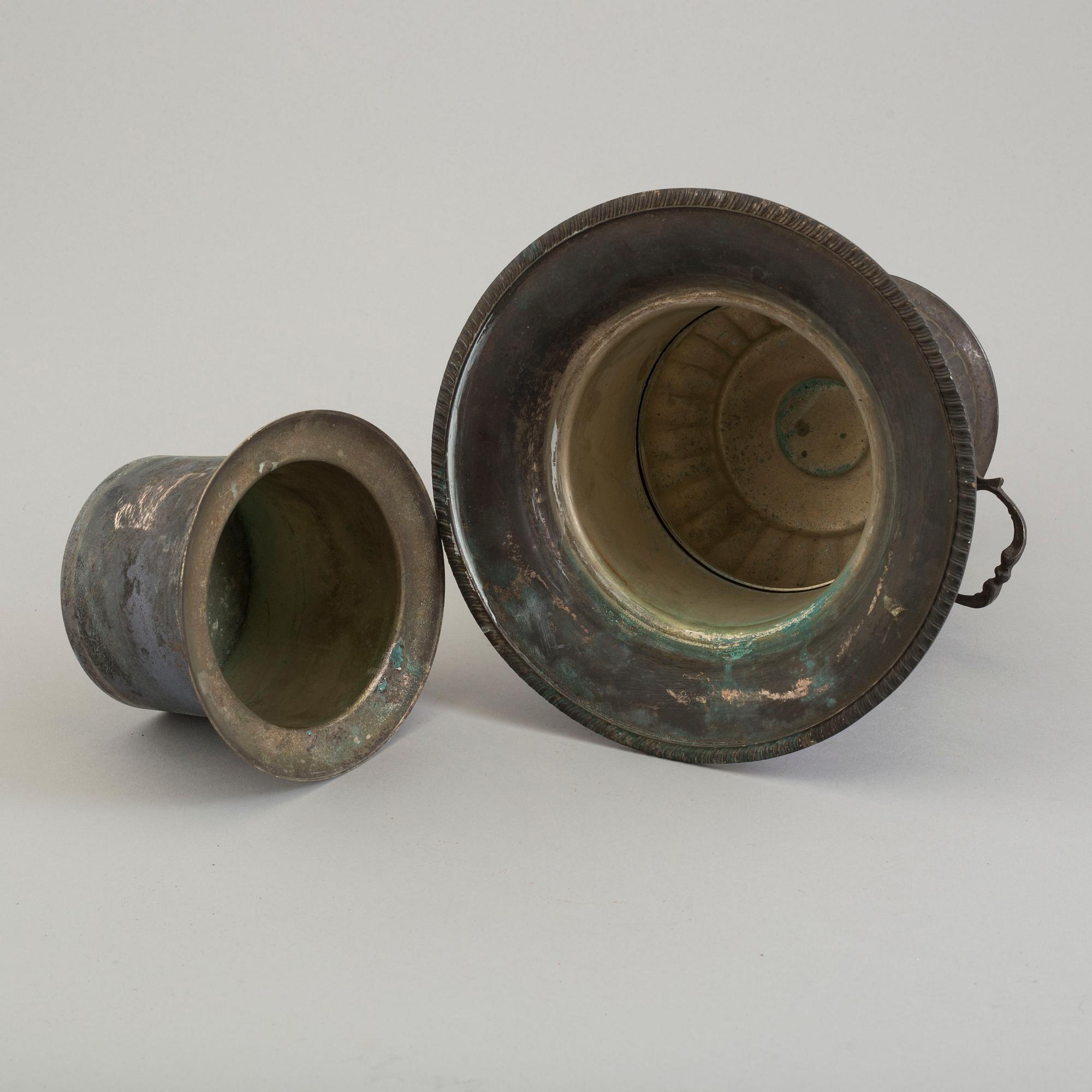 A mid 20th century metal champagne cooler.