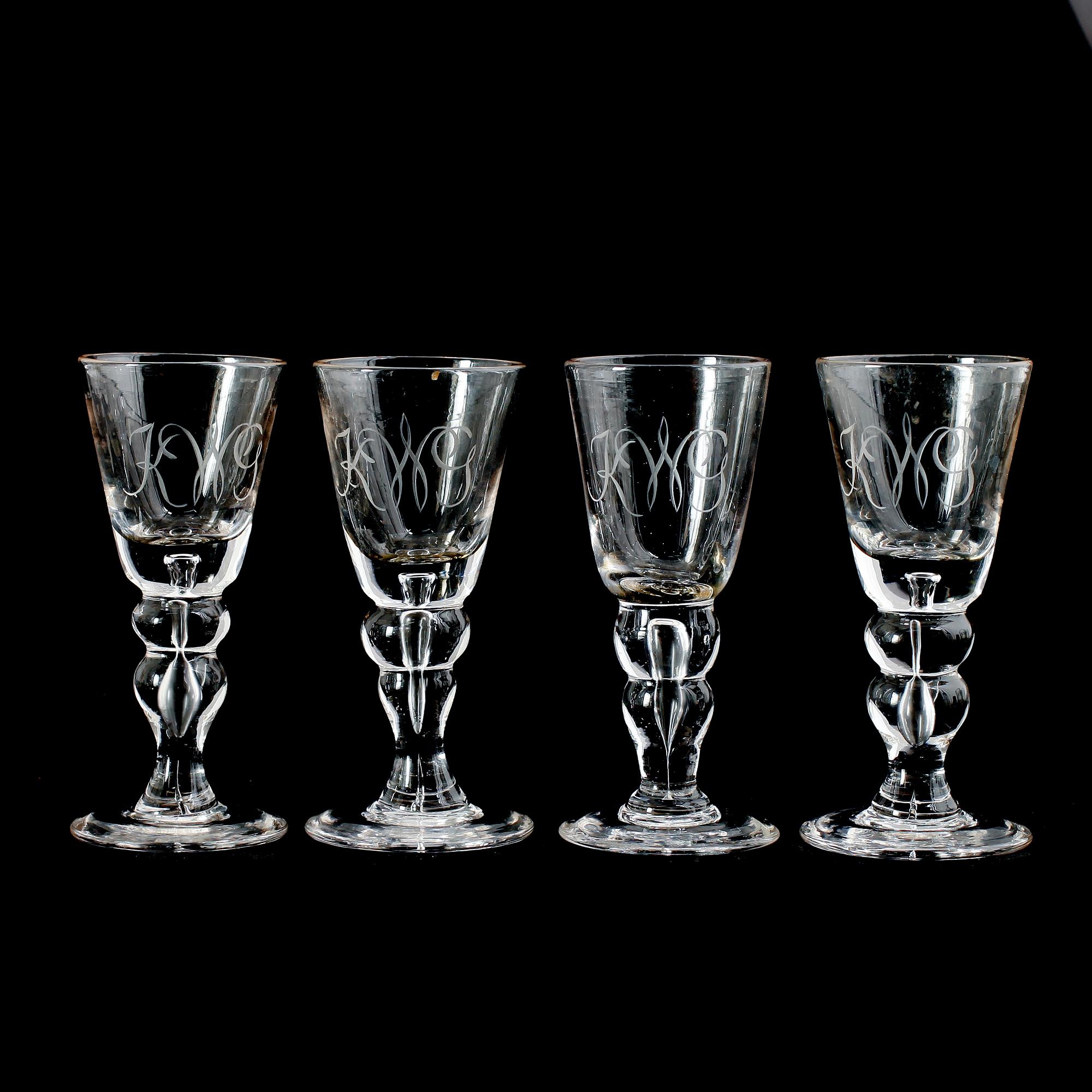 GLAS, 4 st, 1800-talets andra hälft.