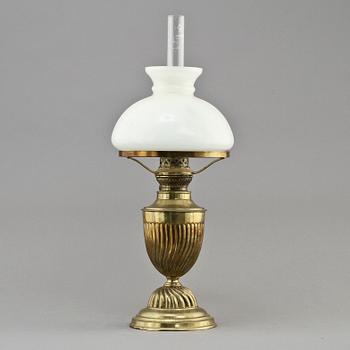 FOTOGENLAMPA, mässing, 1900-talets första del.