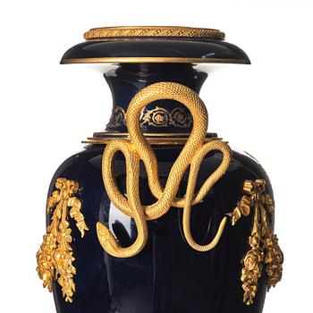 Floor vase, Sèvres style France around 1900.