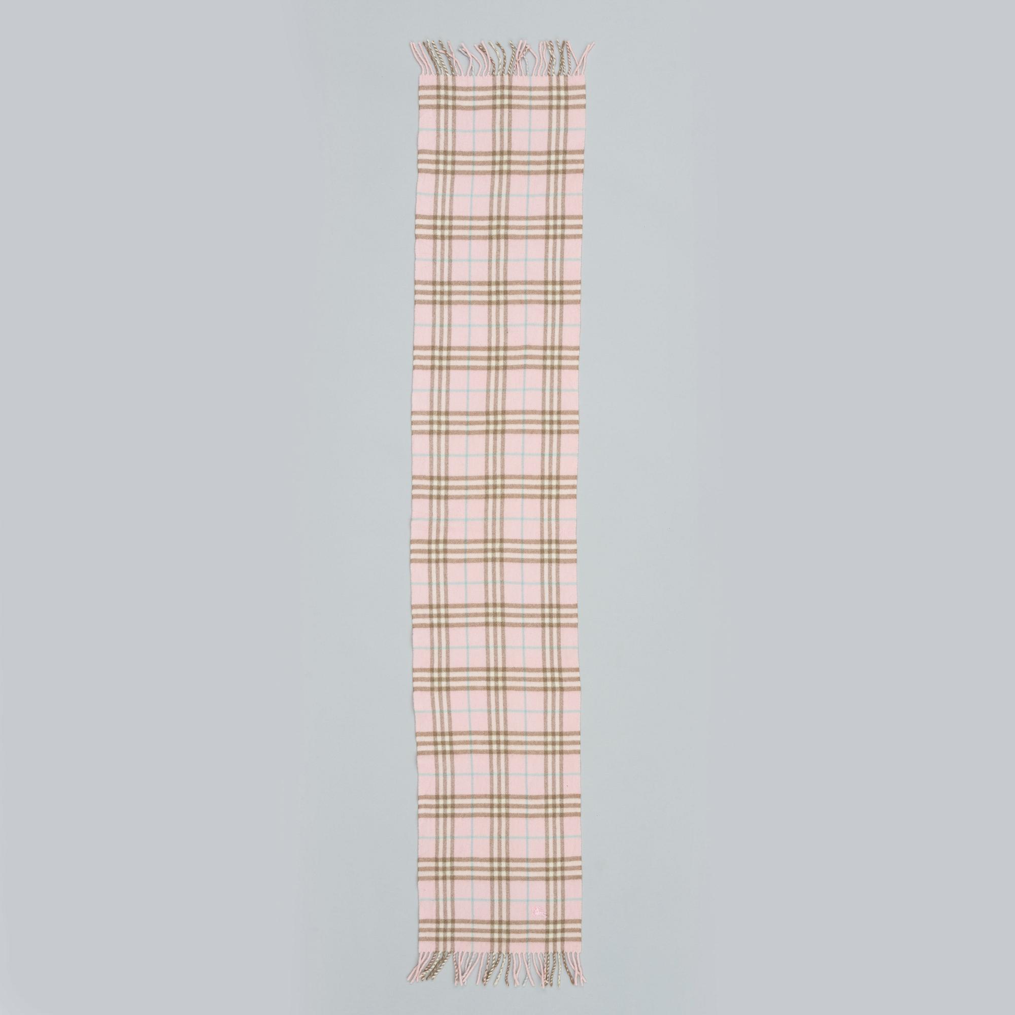 HALSDUK, Burberry.