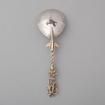 A German 17th century parcel-gilt silver spoon, unmarked, possibly Hamburg.