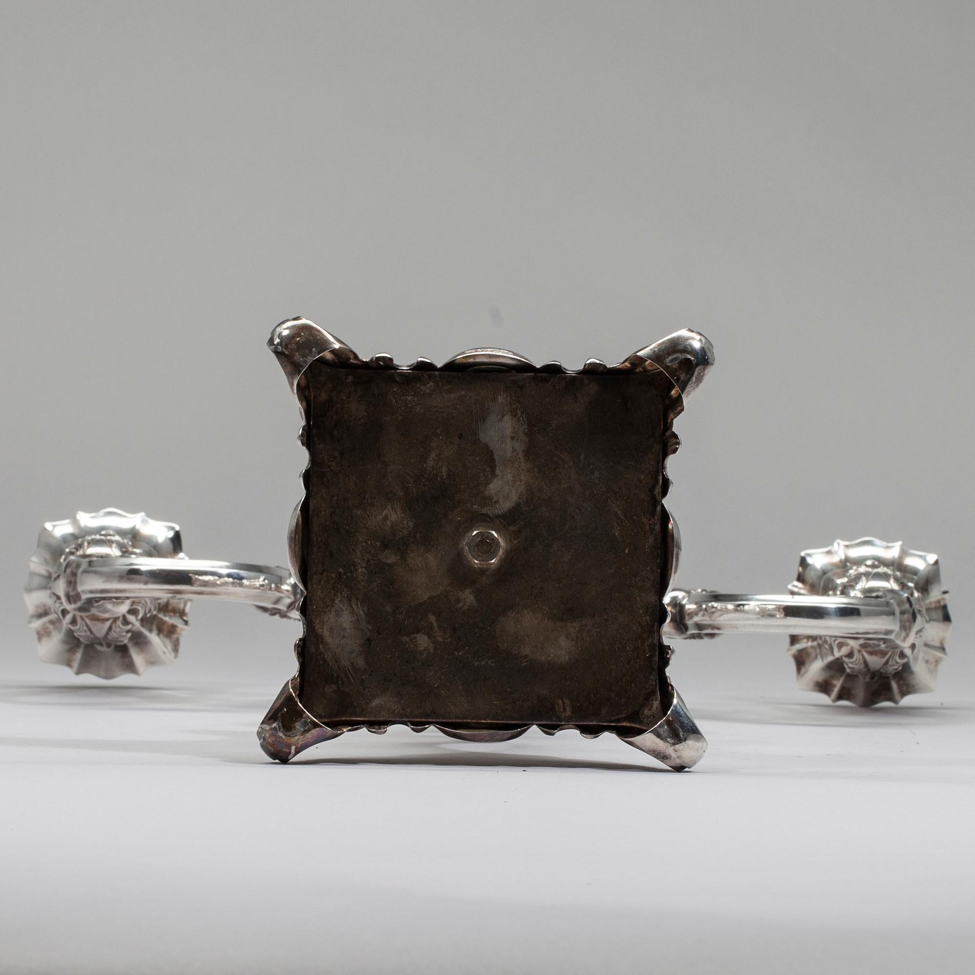 KANDELABER, silver, Auran Kultasepät, Åbo 1953-1954. Tot. vikt inkl. fyllning 768 g.