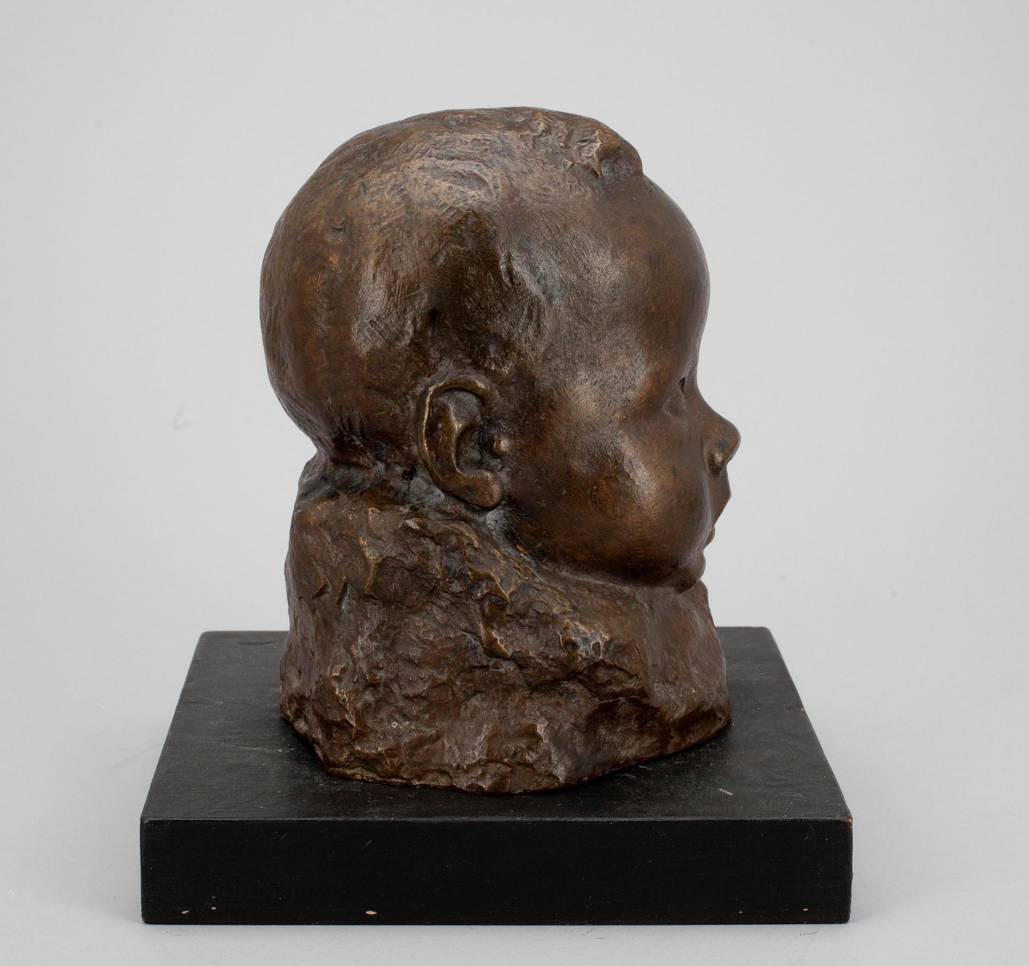 GUNNAR UOTILA, skulptur, brons, signerad samt daterad 1942.