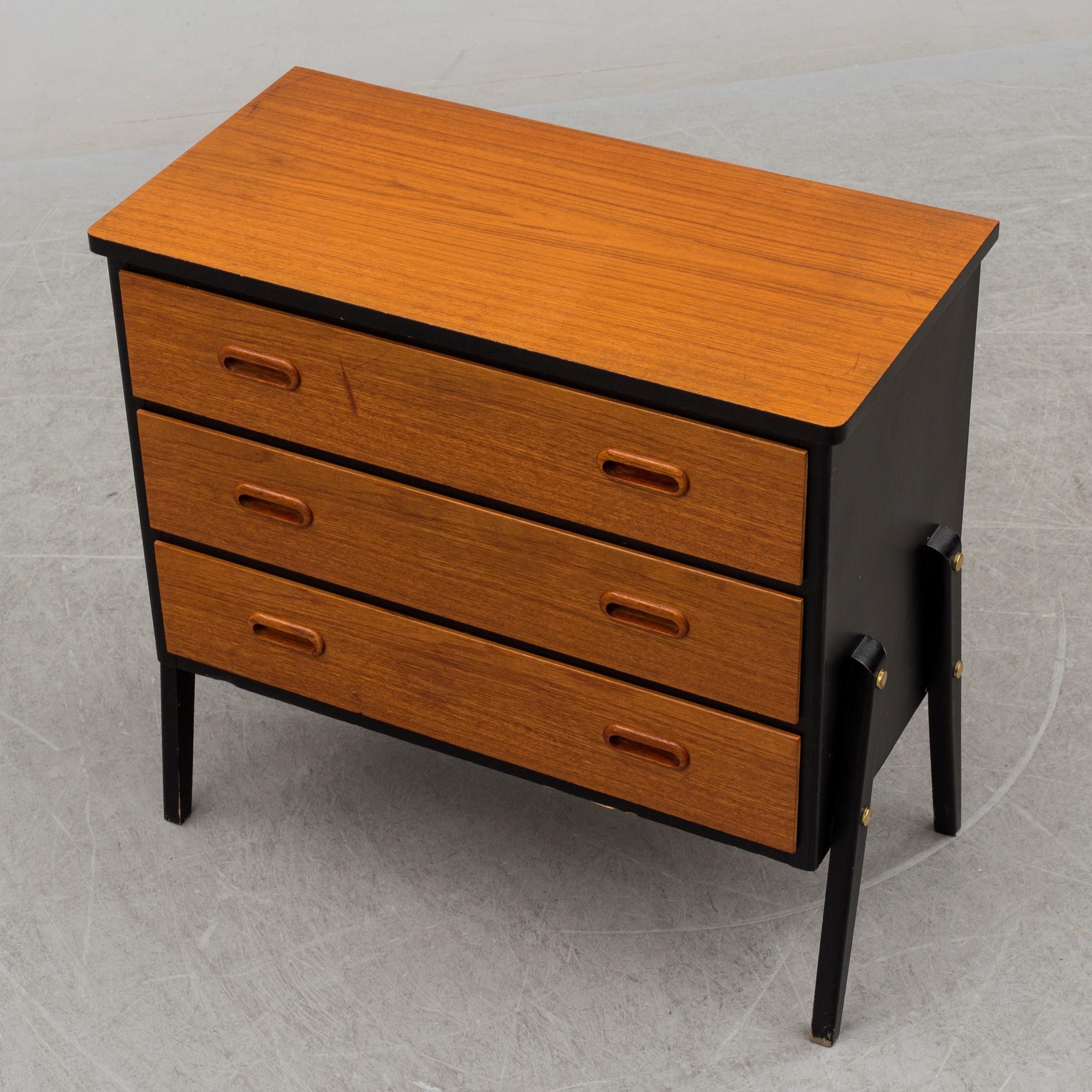 BYRÅ, teak, 1950 / 60-tal.