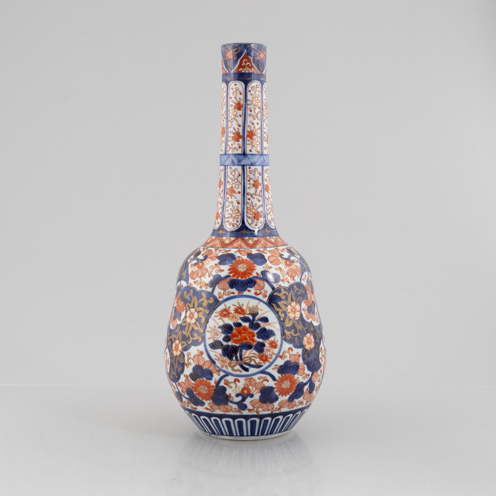 Vas, porslin, Japan, 1800-tal.