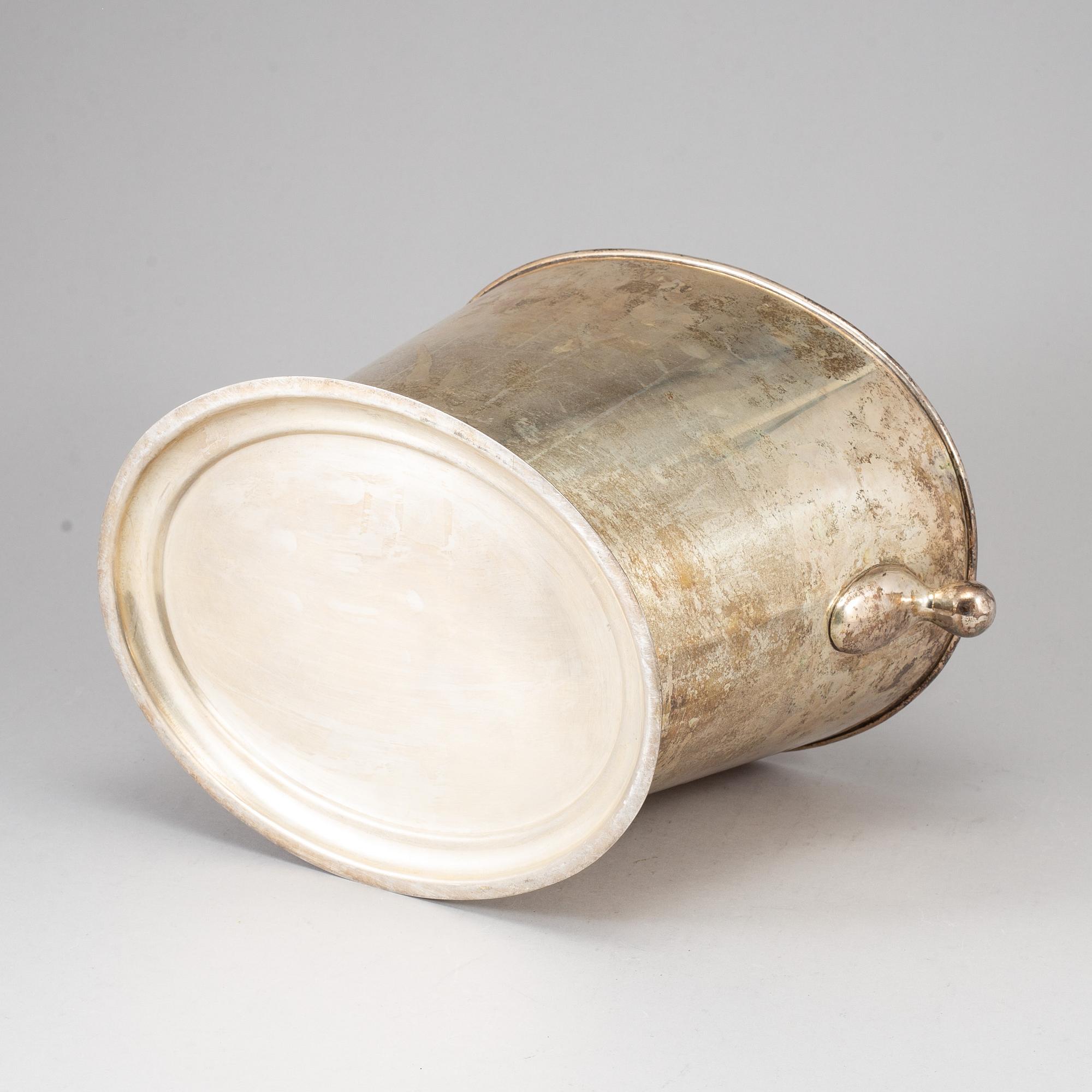 A 20th century plate wine cooler.