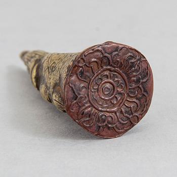 VIKT/STÄMPEL, kopparlegering. Tibet, 1500-tal eller äldre.