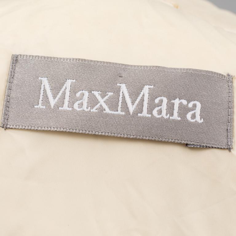 MAX MARA, täckkappa, fransk storlek 38.