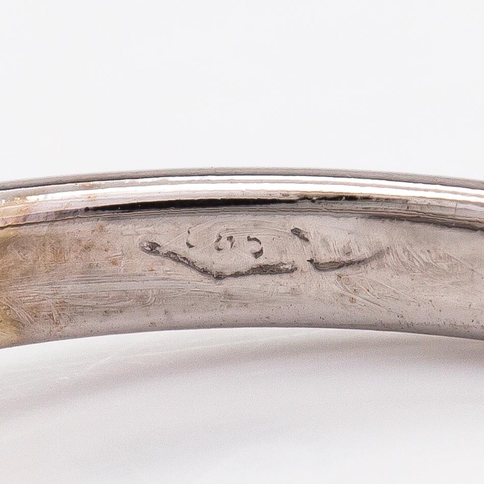 A 14K whitegold ring with diamonds ca. 1.32 ct in total. With AIG certificate.