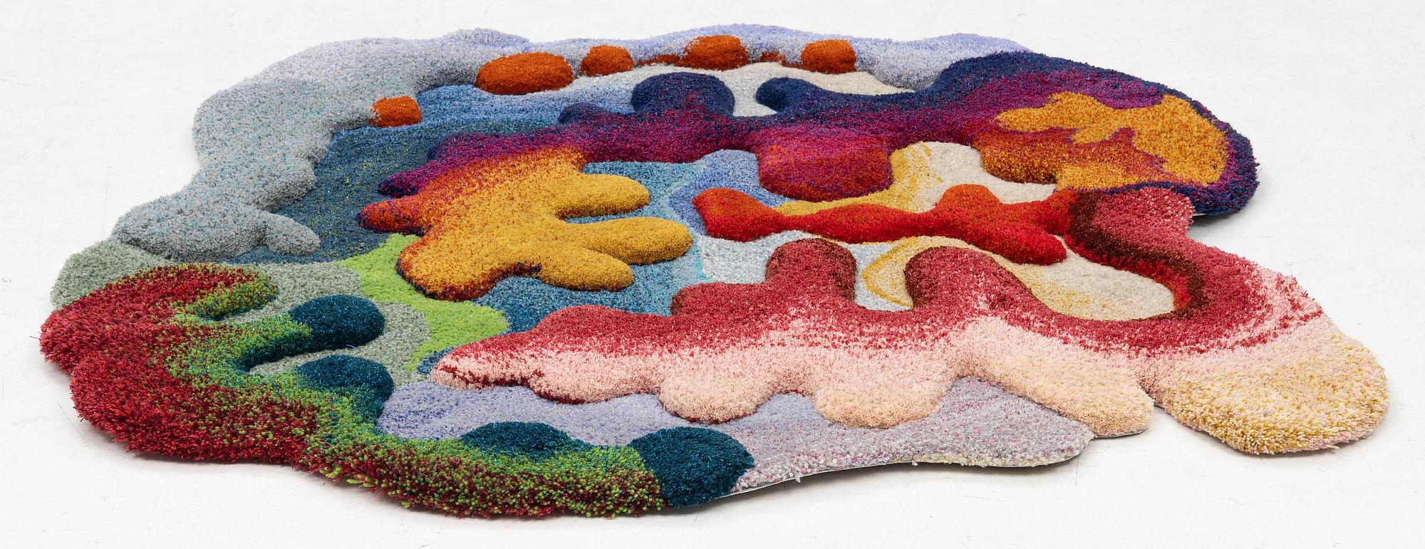 Camilla Iliefski, a carpet, "Chromatic Thoughts" hand-tufted and cut in relief , c 135 x 135 cm.