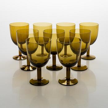 Saara Hopea, a set of 26 drinking glasses 'Veikko' Nuutajärvi Notsjö.