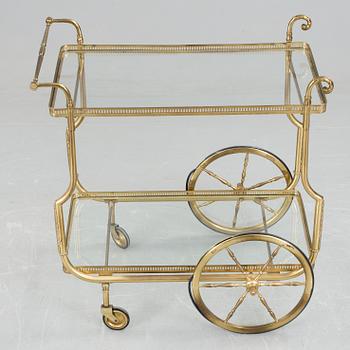 SERVERINGSVAGN, 1900-talets andra hälft.