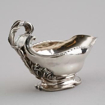 SÅSKANNA, silver, Frankrike, 1800-tal. Vikt ca 543 gram.