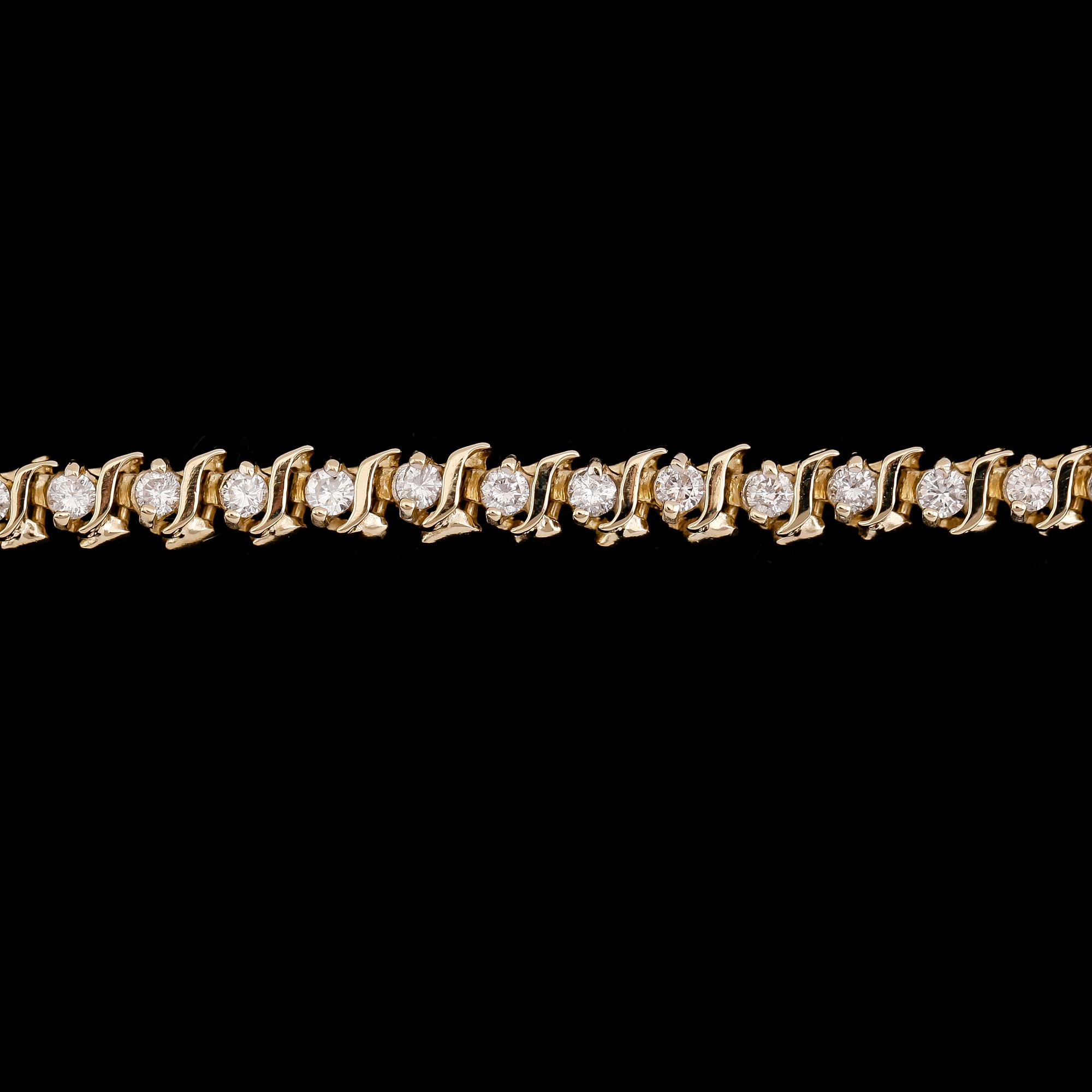 ARMBAND, 14 k guld, diamanter tot ca 2.45 ct.