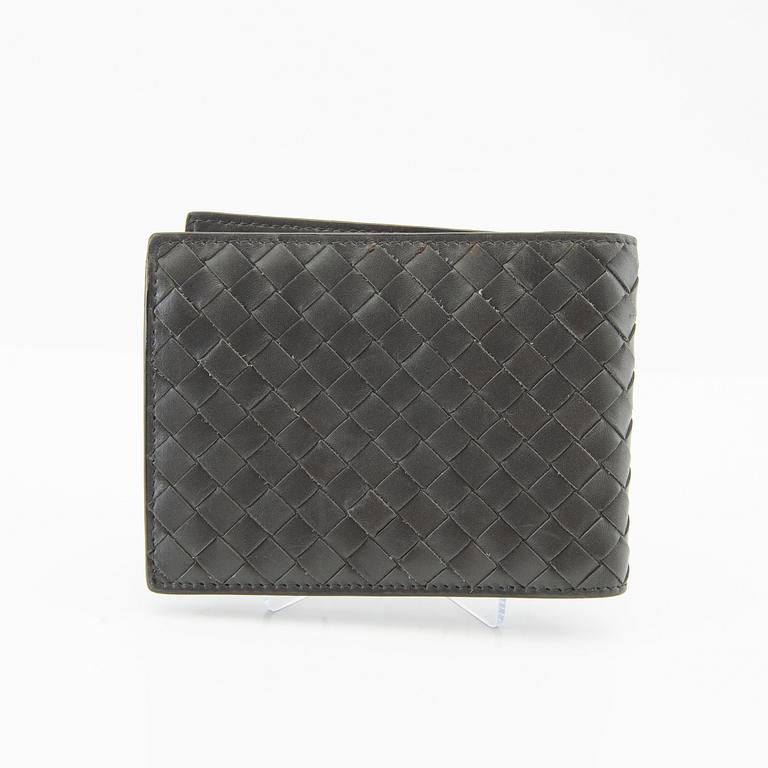 Bottega Veneta wallet.