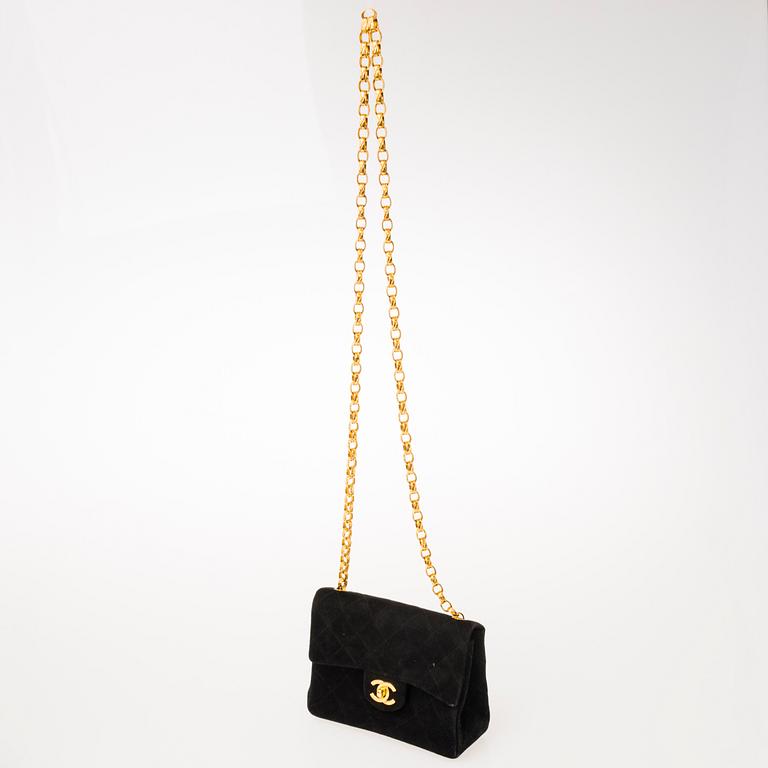 CHANEL, "Mini Flap Bag", LAUKKU.