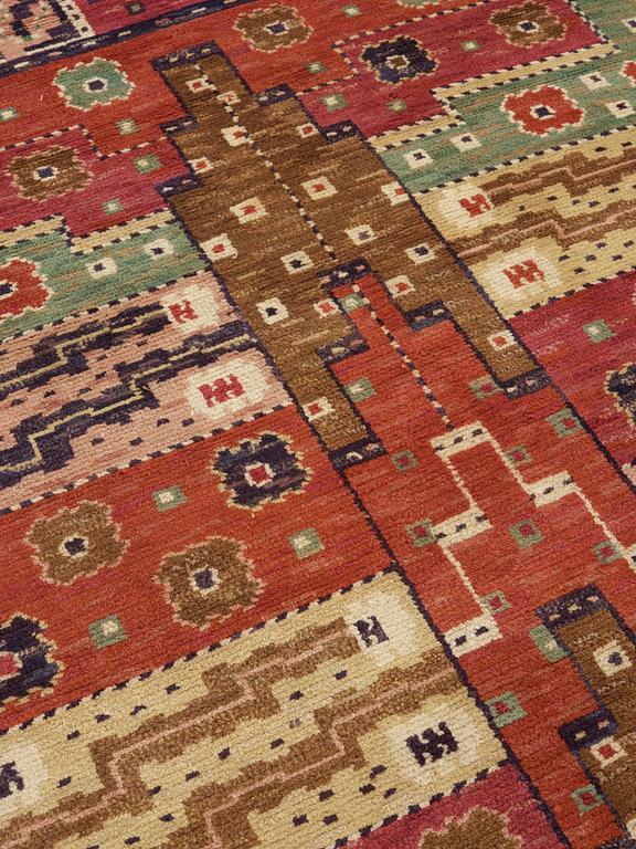 MÄRTA MÅÅS-FJETTERSTRÖM, a carpet, knotted pile, 304,5 x 207,5 cm, "Tornet", signed AB MMF.