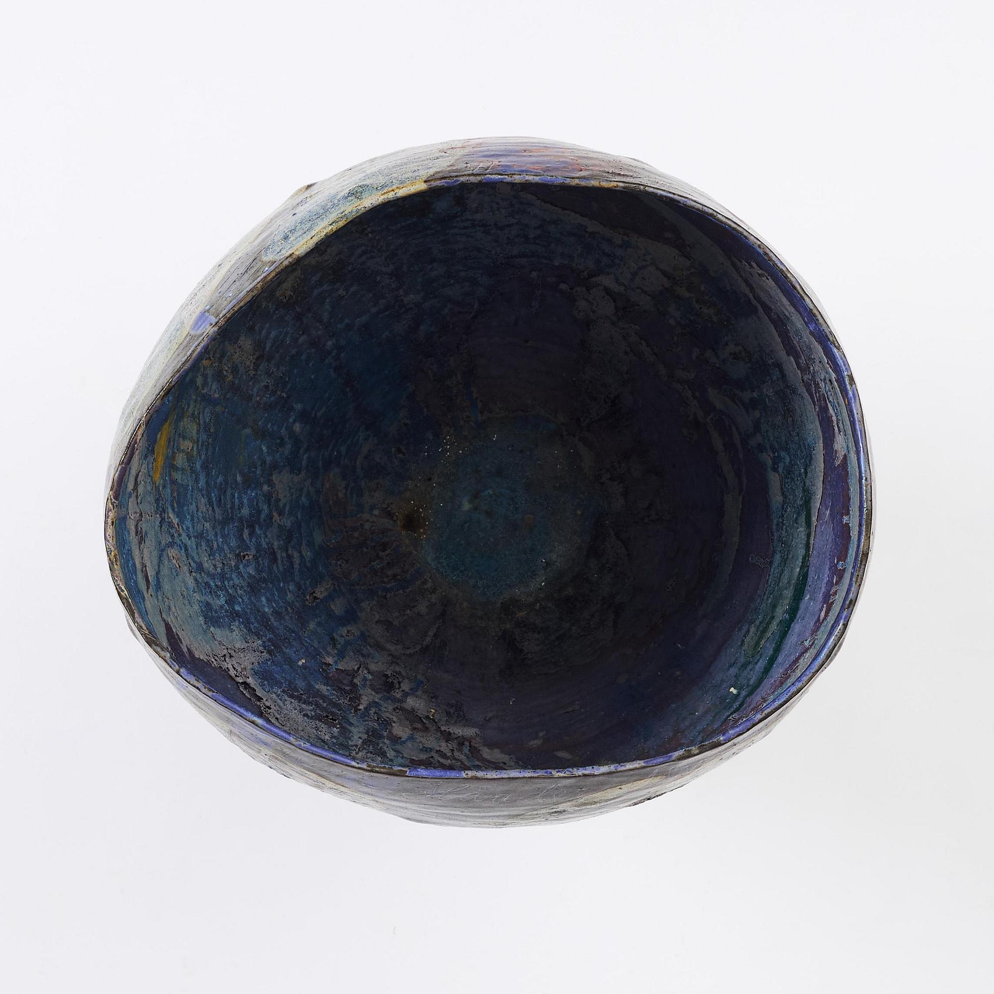 Eva Bengtsson, a stoneware floor vase, own studio, Frillesås, around the year 2000.