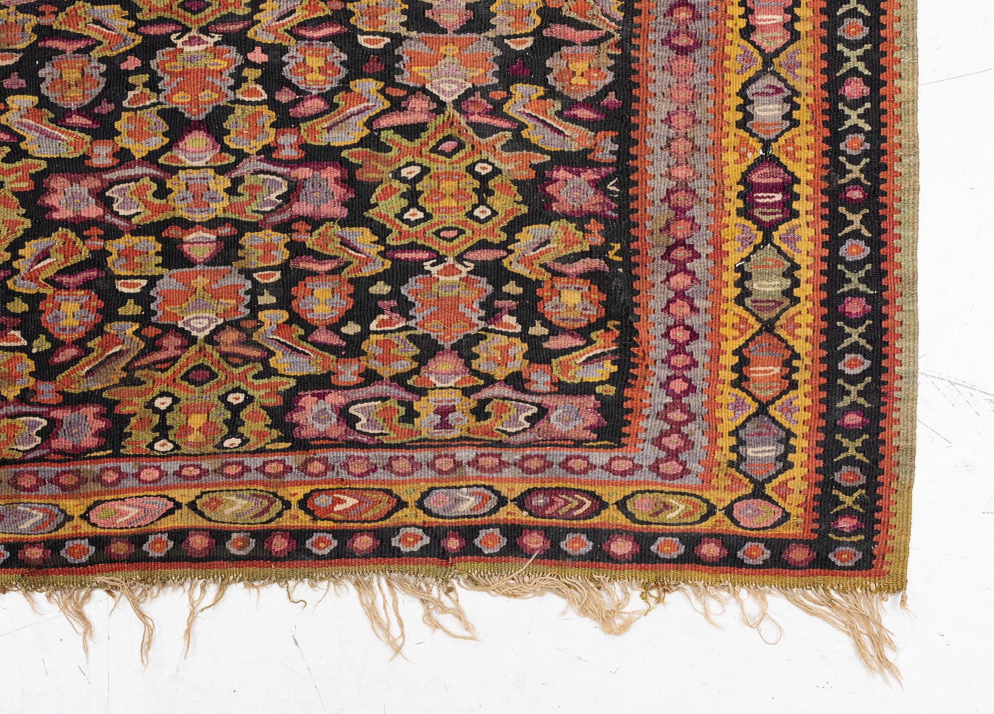 Carpet, kilim, Senneh, semi-antique. approx. 330 x 210.