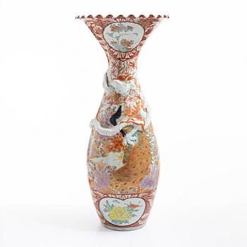A large Japanese 'dragon' vase, early 20th century.  Signed to base.