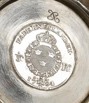 BÄGARE, silver. Sverige, daterad 1784. Vikt ca 294 gram.