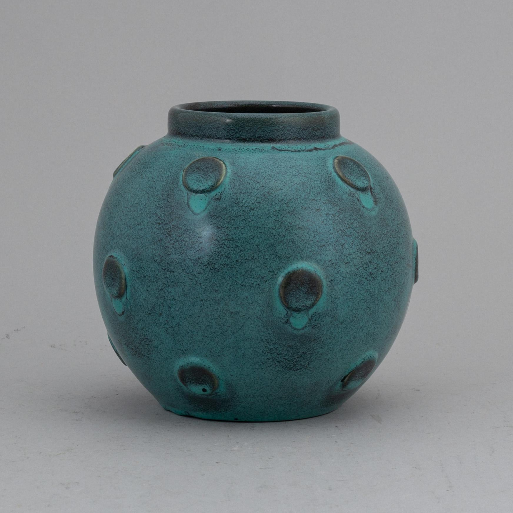 BO FAJANS, vas, lergods, 1900-talets första hälft.